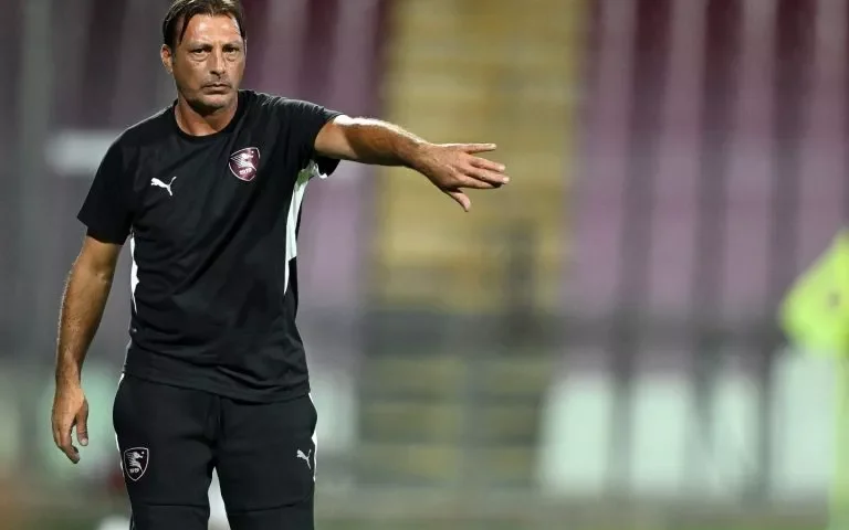 Salernitana,  Raffaele sollevato dall’incarico