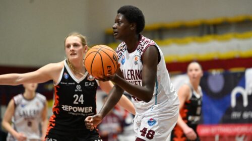 Una Salerno ’92 combattiva cede alla capolista Repower Sanga Milano