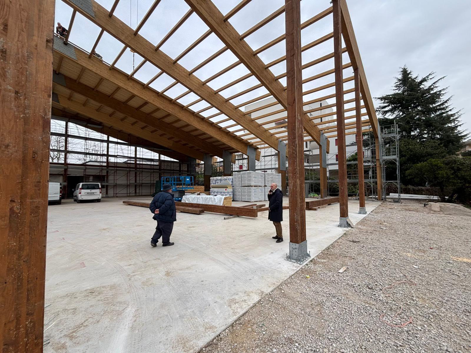 Nuovo palazzetto a Mariconda, annuncio dell’assessore Loffredo: “Pronto tra aprile e maggio”