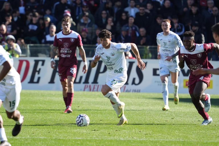 Figuraccia Salernitana, il Monopoli sbanca l’Arechi