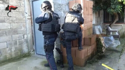 Capaccio/Paestum: scovato con chili di droga e pistola modificata: arrestato