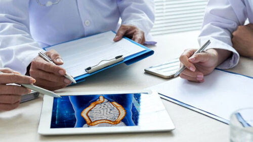 Tumore colon-retto: da Aifa ok a cura che raddoppia la sopravvivenza Tumore colon-retto: da Aifa ok a cura che raddoppia la sopravvivenza