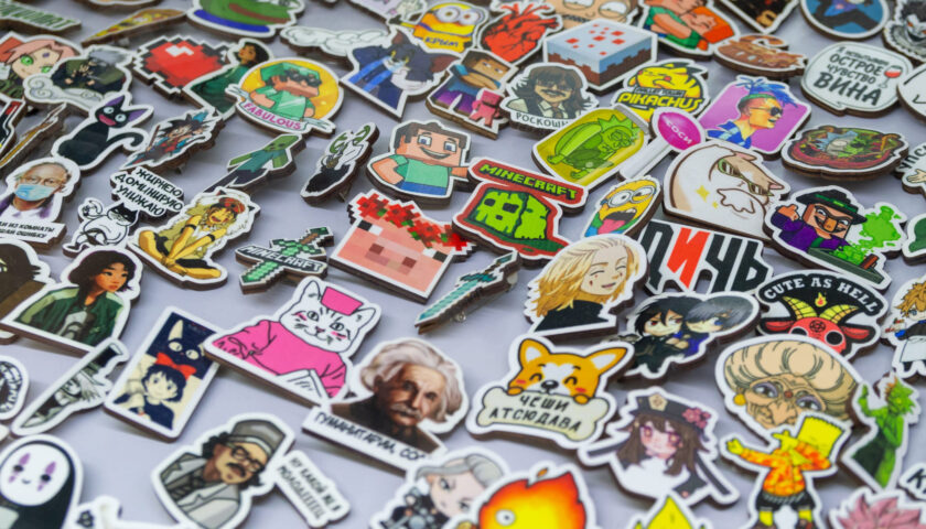 PER SCHERZO HO CREATO UNO STICKER CON LA FACCIA DI UN CONOSCENTE, CHE NON L’HA GRADITO: RISCHIO QUALCOSA?