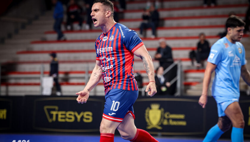 Feldi Eboli batte Napoli nel derby e vola in semifinale di Coppa Italia