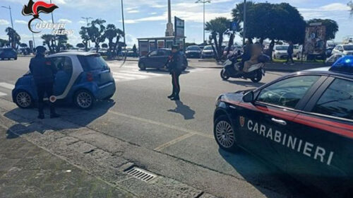 Sicurezza stradale, controlli serrati dei carabinieri a Salerno: raffica di sanzioni