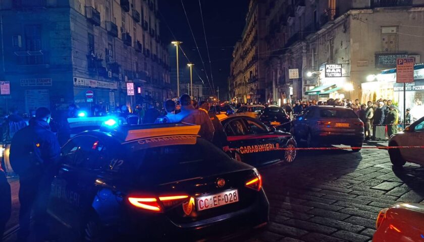 A Napoli auto a tutta velocità investe e uccide due donne