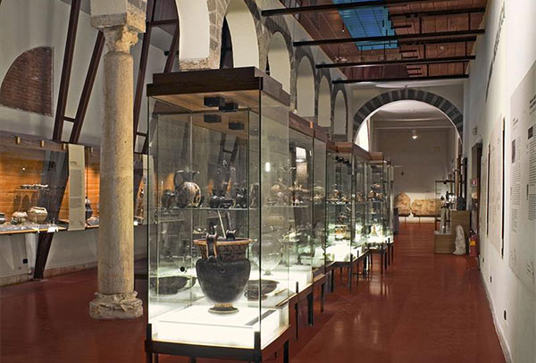 Salerno, pavimentazione da rifare al museo archeologico: riapre a maggio