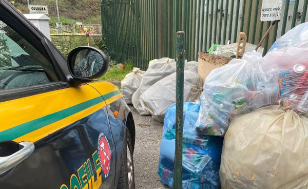 Raccolta rifiuti, a Pellezzano tolleranza zero contro i trasgressori anche forestieri