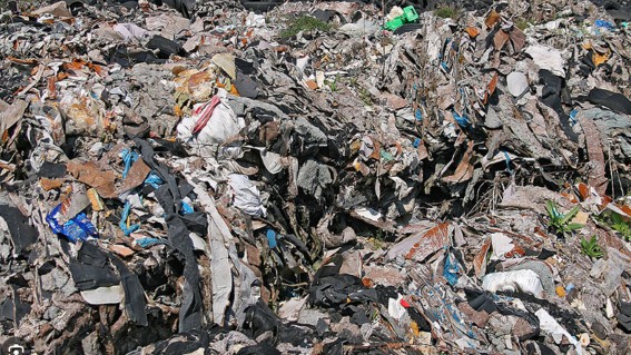 Campania, dossier Legambiente: numeri positivi nella raccolta differenziata di rifiuti tessili