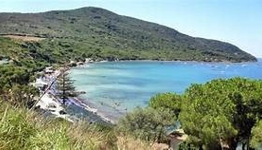 Blitz nella Baia di Trentova: sequestrato un lido