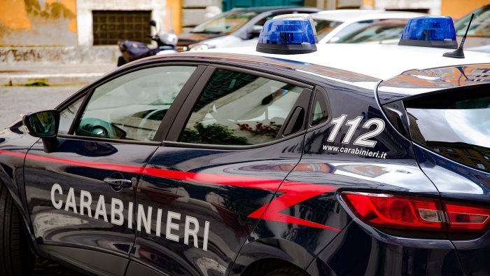 Drone in volo sul carcere di Salerno, folle inseguimento e due arresti per droga