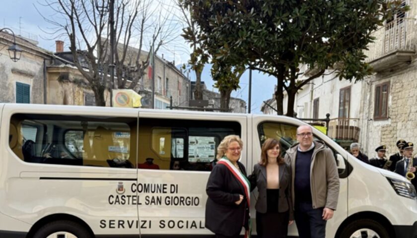  Castel San Giorgio, nuovo mezzo per il trasporto sociale: potenziati i servizi per studenti e cittadini con disabilità