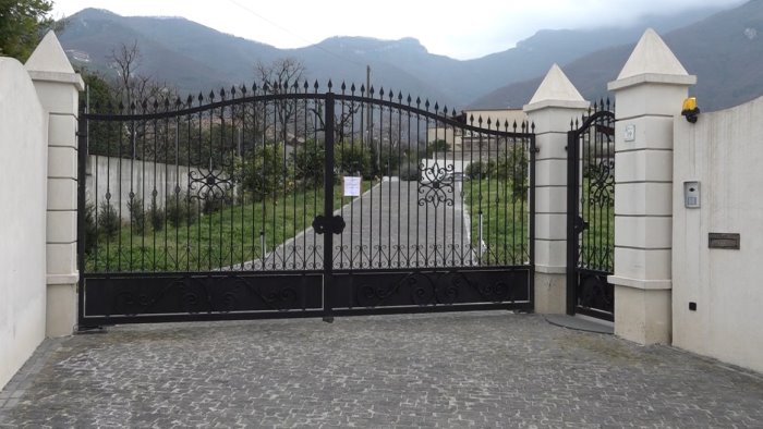 Choc a Sant’Egidio del Monte Albino: ladri in azione nella villa dell’omicidio