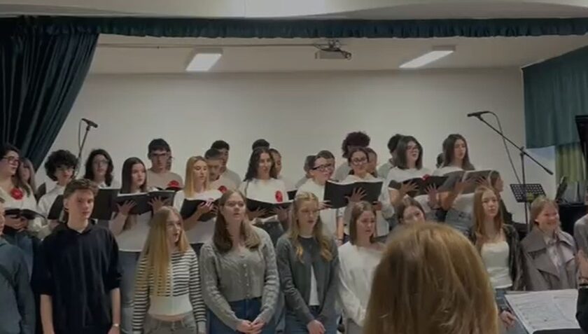 Salerno, studenti ungheresi in visita al Liceo Alfano I: cultura e dialogo nel segno dell’Erasmus