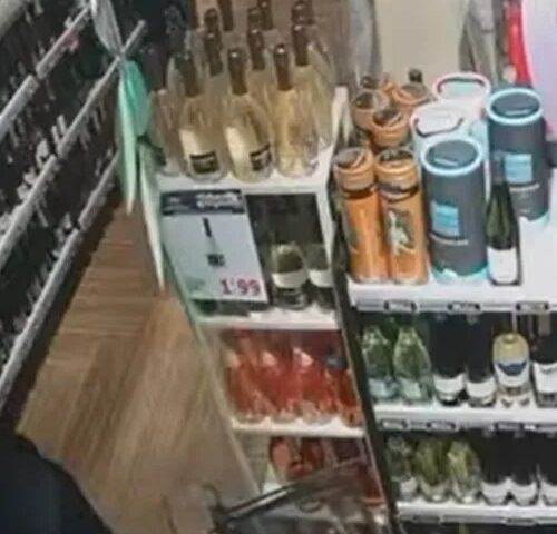 Vallo della Lucania, furto al Maxi Store Decò: caccia al ladro