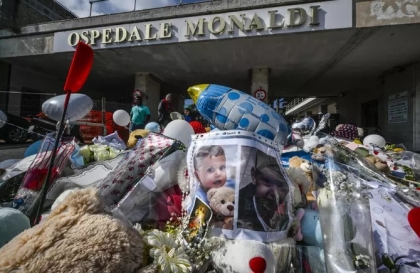 Modifiche alla cartella clinica di Domenico, due medici indagati anche per falso