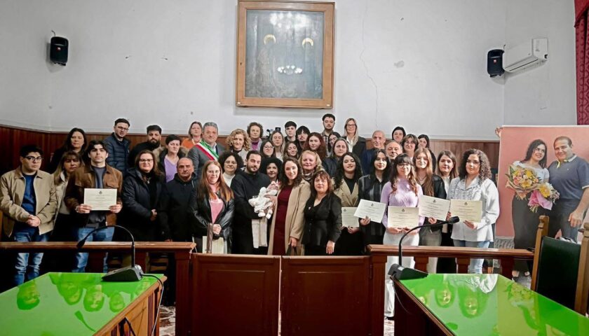 Sarno, il Comune  premia gli studenti modello