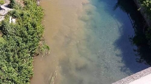 Inquinamento fiume Sarno, sigilli a un’azienda di macellazione Inquinamento fiume Sarno, sigilli a un’azienda di macellazione