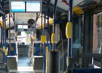 Salerno, infortunio su bus: donna soccorsa dal 118