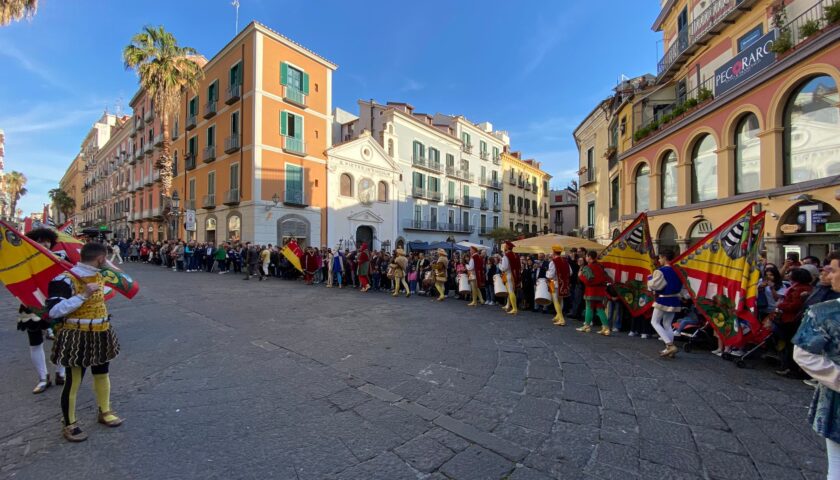 XXXIV FIERA DEL CROCIFISSO NEL CENTRO STORICO DI SALERNO  “NEL FUOCO DEL TEMPO”