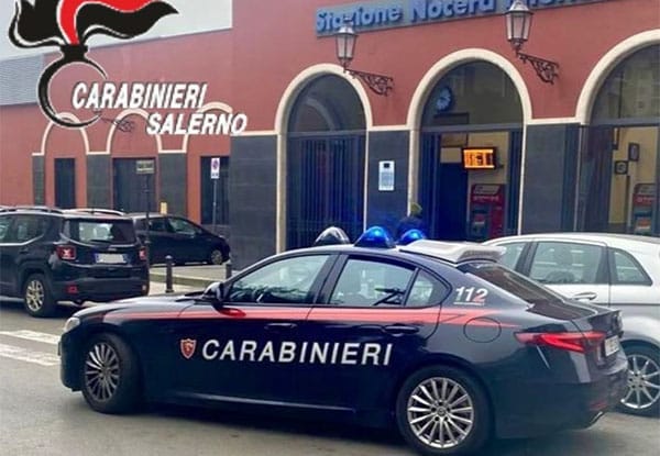 Truffa ad anziana, minorenne in comunità: finto carabiniere e falso avvocato per estorcere 5mila euro