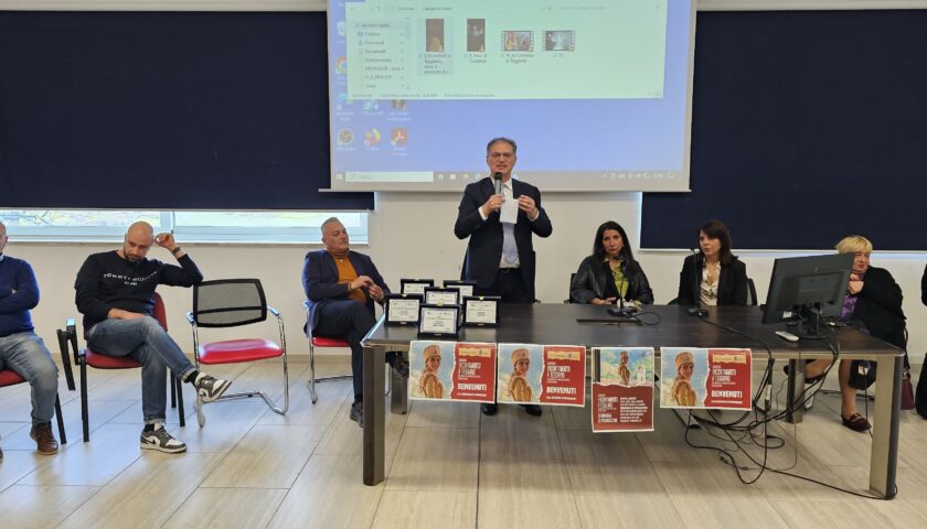 ALLA TAVOLA DELLA PRINCIPESSA COSTANZA:  PREMIATI I VINCITORI DEL CONCORSO MULTIMEDIALE  “INCONTRARTI A TEGGIANO” II EDIZIONE
