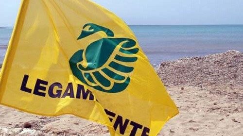 Legambiente Salerno, pulizia spiagge e iniziative per bambini sul Lungomare Colombo