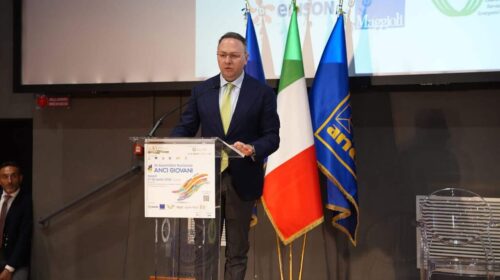 Anci Campania, Morra: “Il futuro passa dall’impegno dei giovani. Più amministratori in campo”