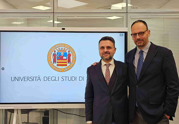 Neurochirurgia mini-invasiva al Ruggi di Salerno: tumori cerebrali operati dalla palpebra senza cicatrici