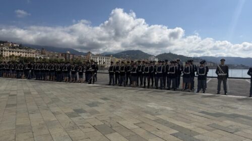Salerno, cerimonia per il 174esimo anniversario della polizia in Piazza della Libertà