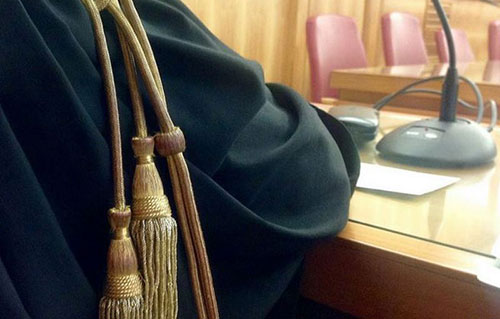 Torraca, sindaco a rischio processo per violenza sessuale