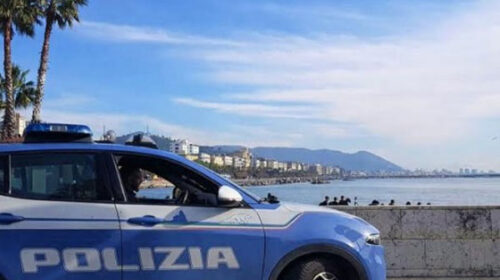 Salerno, spaccio sul lungomare: pusher immigrato acciuffato dalla polizia