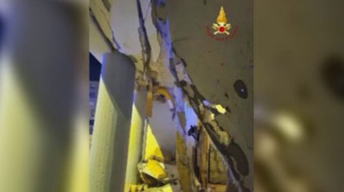 Eboli, bomba carta nell’androne all’alba: paura per i residenti