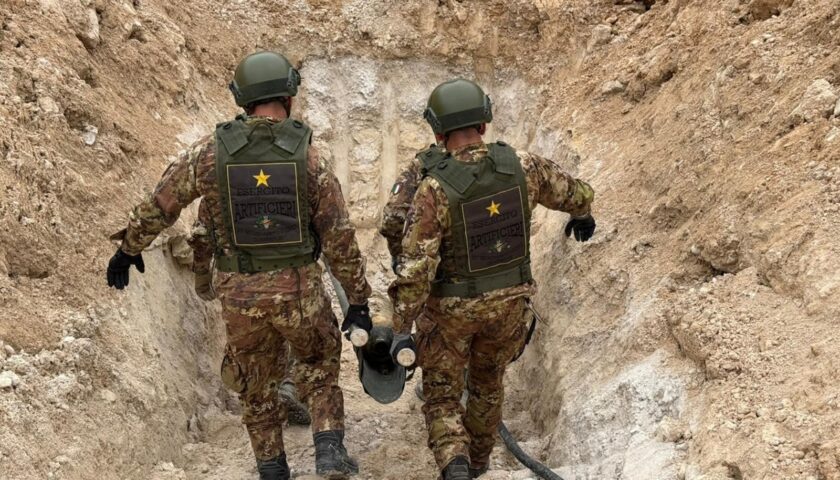 Eboli, conclusa con successo la bonifica di due bombe d’aereo della Seconda Guerra Mondiale