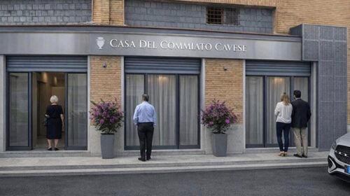 Esplosione a Cava de’ Tirreni, danneggiata casa del commiato: “Atto vile, andiamo avanti”