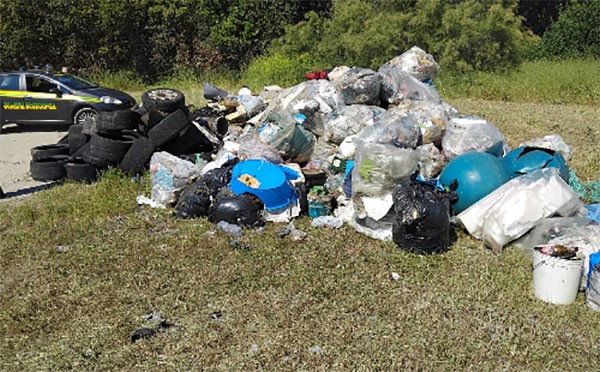 Una “bomba” ecologica scoperta dall’Anpana tra Marina di Eboli e l’Aversana