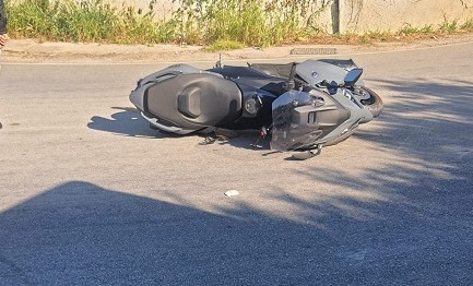 Scontro auto-scooter sulla SS18 a Eboli: ferita una coppia