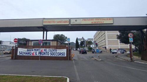 Ospedale di Agropoli, cittadini del Cilento in corteo per chiedere la riapertura del Pronto Soccorso