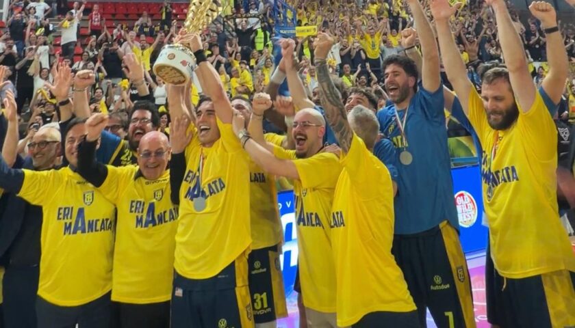 Givova Scafati, il sogno è realtà con il ritorno in A1: Rimini ko