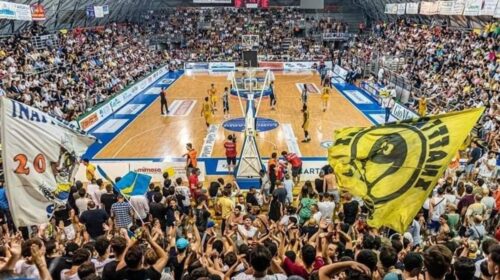Anno da sogno per Scafati sportiva: doppio successo tra basket in A1 e calcio in Lega pro