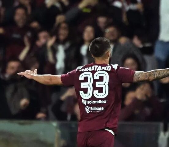 Salernitana, Anastasio: “Vietato abbassare la guardia a Ravenna”