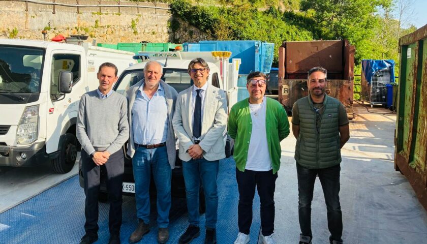 Rifiuti: una nuova pesa a ponte in uso a Miramare Service srl al CCR di Conca dei Marini