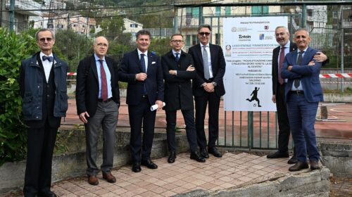 Liceo De Sanctis – Nuovi Impianti sportivi sostenuti dalle Fondazioni: Salerno, Napoli, Roma, Entain. Liceo De Sanctis – Nuovi Impianti sportivi sostenuti dalle Fondazioni: Salerno, Napoli, Roma, Entain.