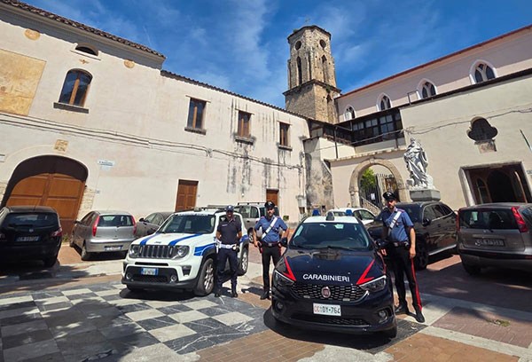 Furto in convento, due arresti in flagranza a Pontecagnano Faiano