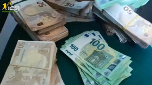 Appalti e corruzione con 9 misure cautelari per il Sistema Sorrento, sequestrati 370mila euro: arrestato anche un giornalista