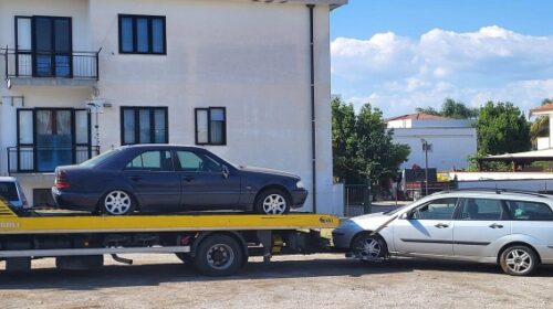 Capaccio Paestum, auto in sosta senza assicurazione: rimozione forzata della Municipale