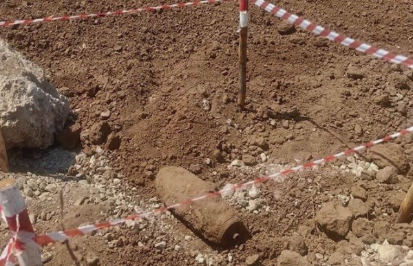A Battipaglia trovato un ordigno bellico in un terreno agricolo: scattano le misure di sicurezza