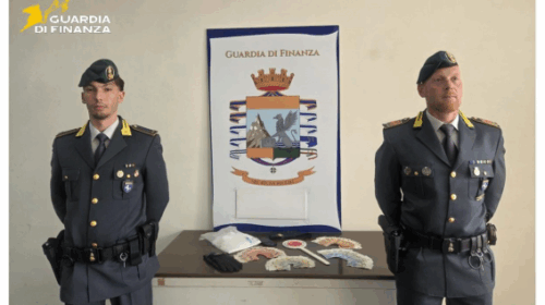 Salerno, scoperto con 770 grammi di cocaina: arrestato 23enne