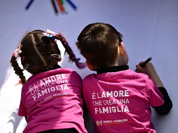 Festa Famiglie Arcobaleno, al Parco del Mercatello giornata nel segno dell’inclusione