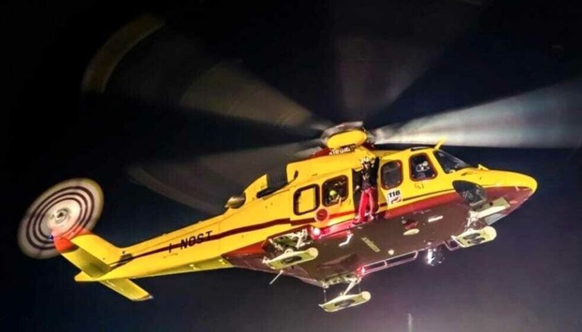 Sarno, soccorsi in area impervia: elicottero del 118 recupera un ferito